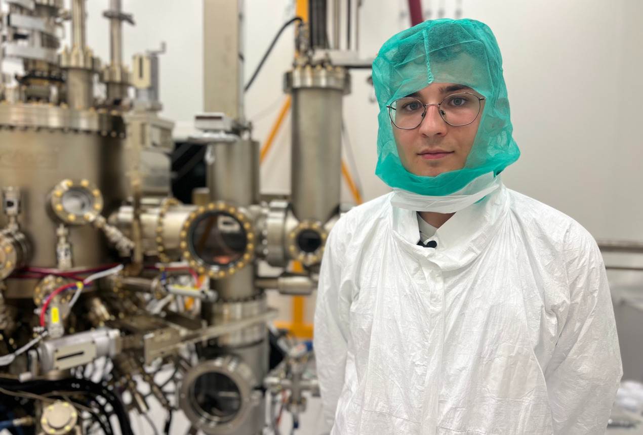 FTMC Optoelektronikos skyriaus inžinierius Aivaras Špokas. FTMC nuotrauka