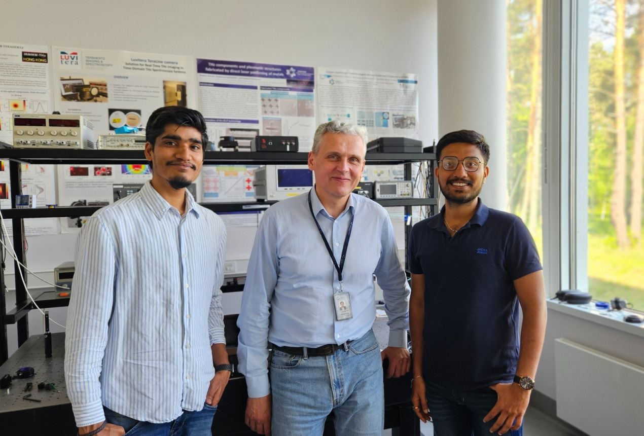 Ashishas Kumaras, dr. Irmantas Kašalynas ir Surya Revanth Ayyagari. FTMC nuotrauka